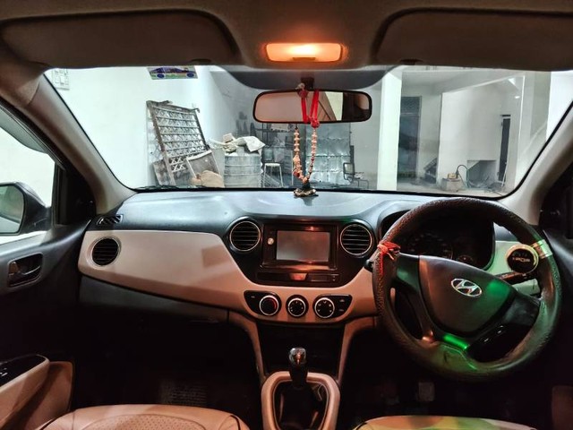 Second-hand 2016 Hyundai Xcent 1.2 CRDi S for sale in Baran-5