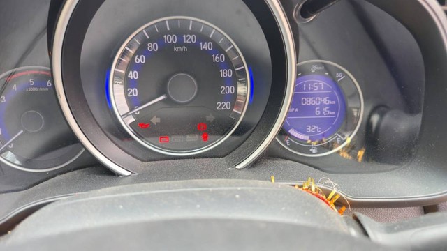 Second-hand 2018 Honda WR-V i-DTEC VX for sale in Narasaraopet-6