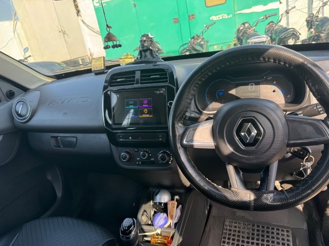 Second-hand 2021 Renault KWID 1.0 RXT Opt for sale in Jalandhar-5