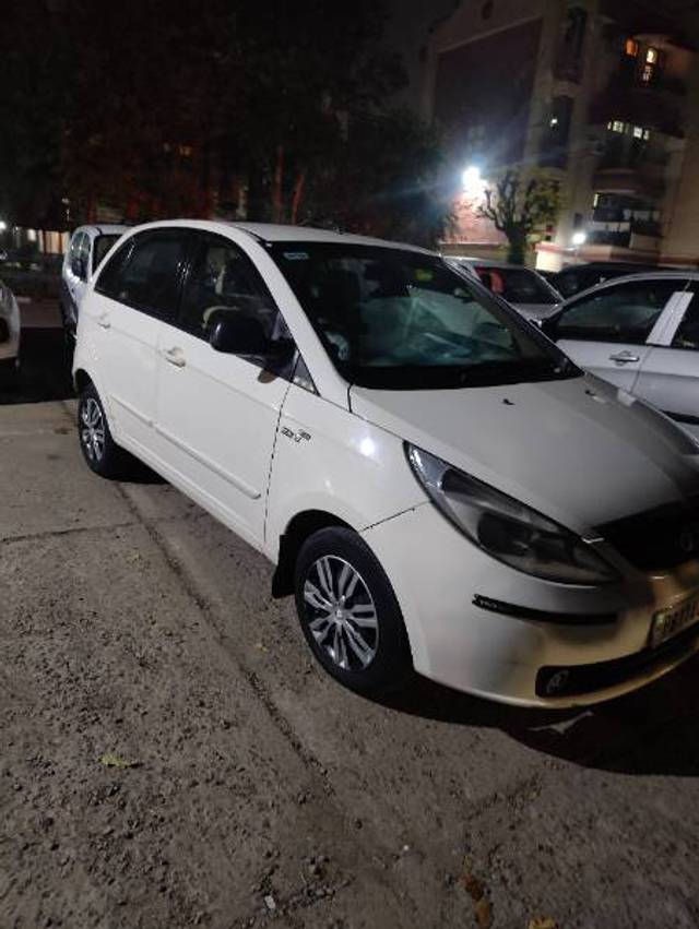 https://images10.gaadi.com/usedgaadi-sellcar/UsedCar/a77e013a-68f5-4ad5-a043-77c7dea0c821/9306c0ae-aa55-4cc1-bafc-bafc8b90f0ff.jpg?imwidth=6400