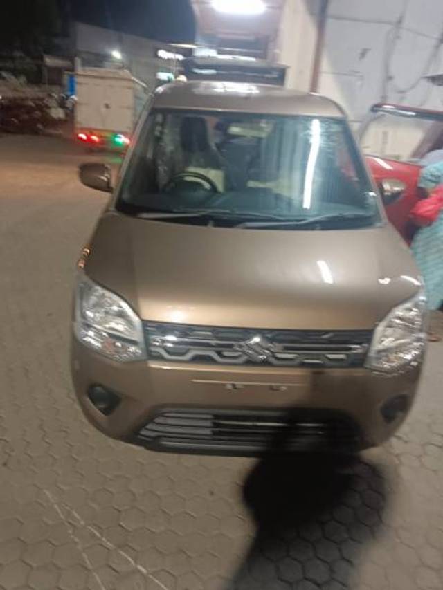 https://images10.gaadi.com/usedgaadi-sellcar/UsedCar/a7a20865-e92d-4968-b4f6-b9d035594110/883cadd5-140c-42ce-a588-62c8dff0159e.jpg?imwidth=6400