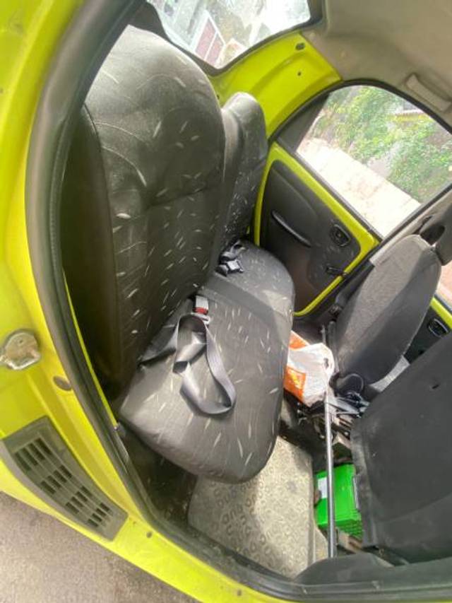 https://images10.gaadi.com/usedgaadi-sellcar/UsedCar/a7c7974b-8053-4e9c-a873-73ae32de1354/75e9707e-2253-47f6-8715-3e5dc6cd0f23.jpg?imwidth=6402