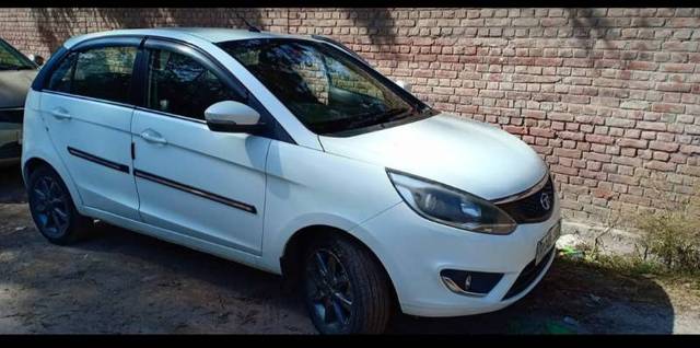 https://images10.gaadi.com/usedgaadi-sellcar/UsedCar/a7e51926-d19c-4024-8253-70739c152059/a8d9d61c-d340-45c3-bc90-fceb1624a24d.jpg?imwidth=6400