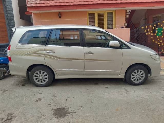 https://images10.gaadi.com/usedgaadi-sellcar/UsedCar/a7ecf774-91d8-4986-84c2-469e130684ee/2602308d-5ca0-49fa-9b0d-8e667191b2fe.jpg?imwidth=6400