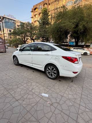 Hyundai Verna 2011-2015 Hyundai Verna 1.6 SX VTVT (O)