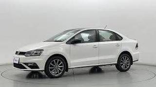 Volkswagen Vento 2010-2014 Volkswagen Vento Diesel Highline