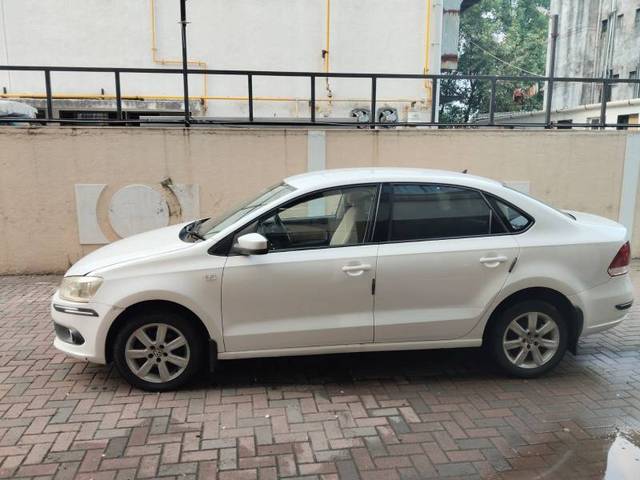 https://images10.gaadi.com/usedgaadi-sellcar/UsedCar/a847bdcf-0fa5-4eb6-9685-631ba2902e5b/fdb3419a-008a-41e5-87c6-71da10253cc0.jpg?imwidth=6402