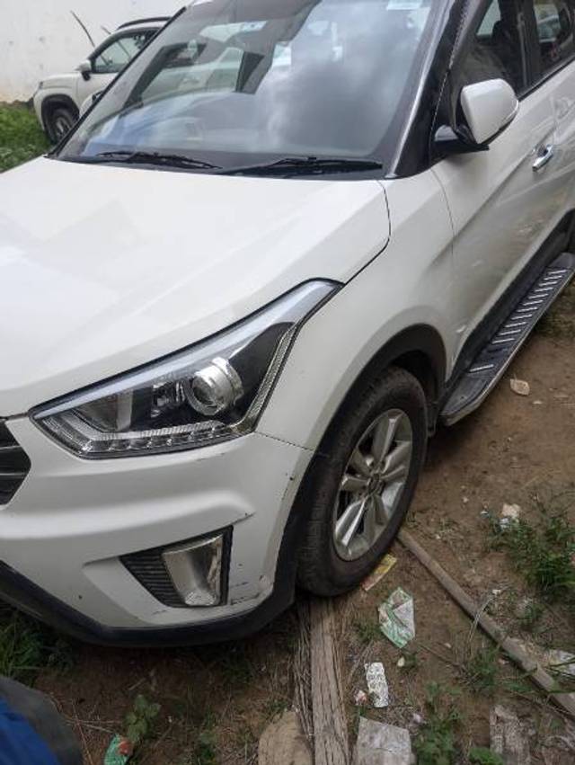 https://images10.gaadi.com/usedgaadi-sellcar/UsedCar/a84dd38c-8dcb-4e6b-9940-1a4f681eb3df/92e024d3-db66-4fe0-b9ea-270974a206b9.jpg?imwidth=6401