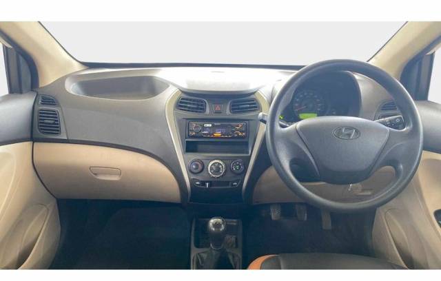 https://images10.gaadi.com/usedgaadi-sellcar/UsedCar/a862eb67-9164-42de-92ee-0b04f1fdd39a/74a639e2-68b0-4fa6-883f-6ac1de87788d.jpg?imwidth=6402