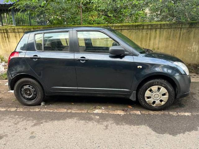 https://images10.gaadi.com/usedgaadi-sellcar/UsedCar/a8662662-6555-4174-b890-28ed77e89c7e/a2f74d54-078a-4c8a-a8cc-d4c5ff544e23.jpg?imwidth=6401