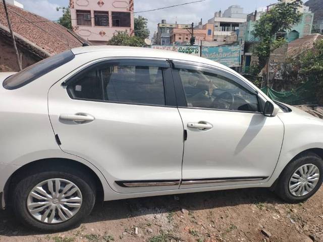 https://images10.gaadi.com/usedgaadi-sellcar/UsedCar/a88b9b9a-e1e8-4e9c-83ac-a6c555baddfd/a7008a94-8291-4065-9db9-dc28d240d43b.jpg?imwidth=6402