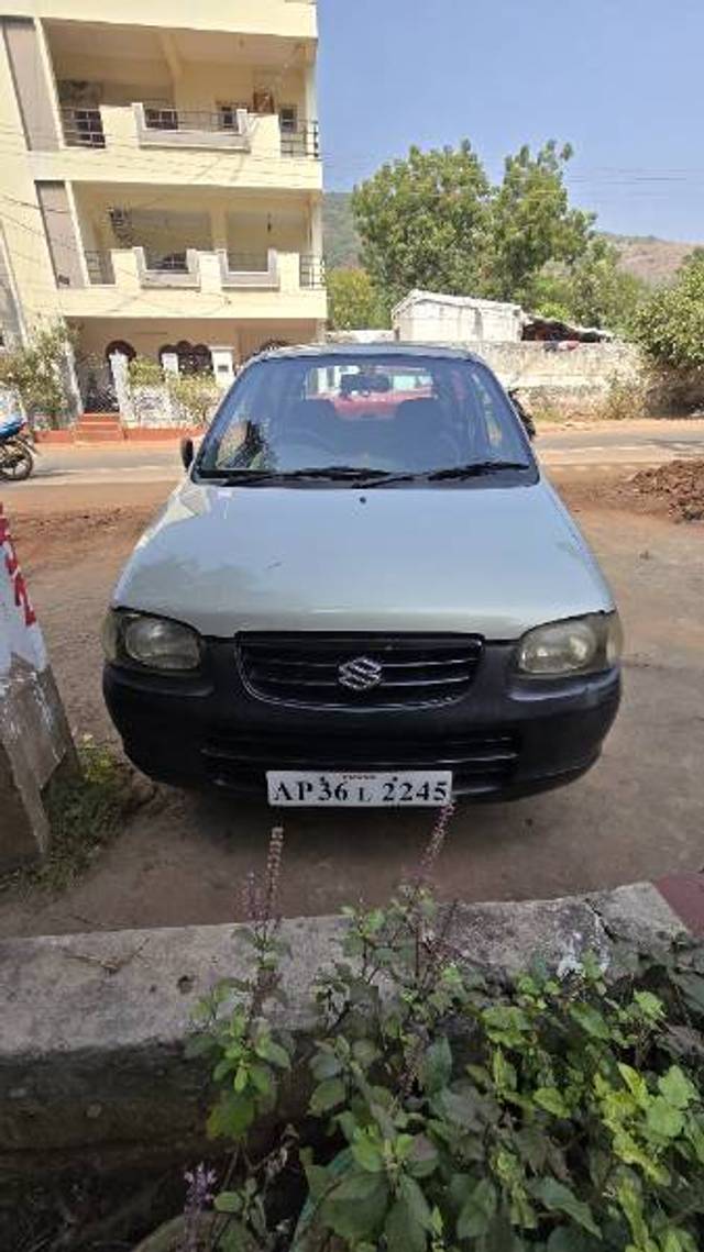 https://images10.gaadi.com/usedgaadi-sellcar/UsedCar/a8a7e90c-8801-4ca3-aab3-caeed73f5a74/1ffcdeef-d3ed-43b5-b2c5-ba84bdde1c58.jpeg?imwidth=6400