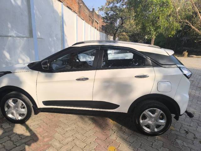 https://images10.gaadi.com/usedgaadi-sellcar/UsedCar/a8e867d9-9012-4509-9697-80e4517fd8e6/12b4ac63-dcbf-47ba-9fd1-3c94b3a11e38.jpg?imwidth=6400