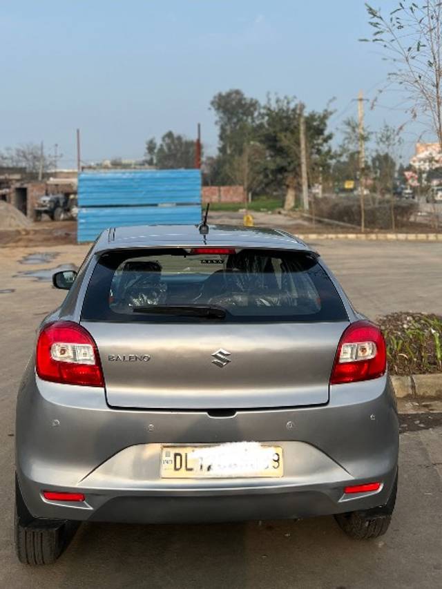 https://images10.gaadi.com/usedgaadi-sellcar/UsedCar/a907d4d3-8087-4656-bcd2-2047f33c0f3f/8a259680-0ada-43e4-bfd5-89d65040b9d4.jpeg?imwidth=6402