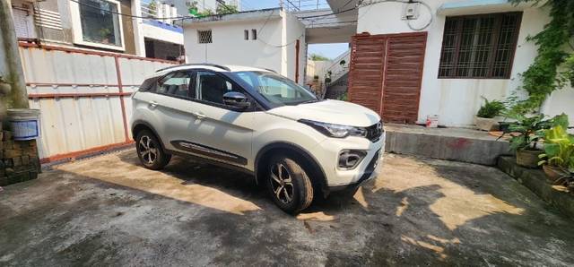 https://images10.gaadi.com/usedgaadi-sellcar/UsedCar/a92ef736-0347-493d-bbdc-2aa50370285b/04c516ed-c940-4cae-b36a-29eb08267e3d.jpeg?imwidth=6400