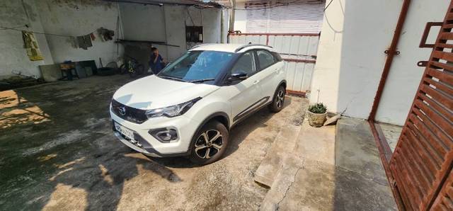 https://images10.gaadi.com/usedgaadi-sellcar/UsedCar/a92ef736-0347-493d-bbdc-2aa50370285b/198f5002-227c-452b-9513-4569ad125751.jpeg?imwidth=6402