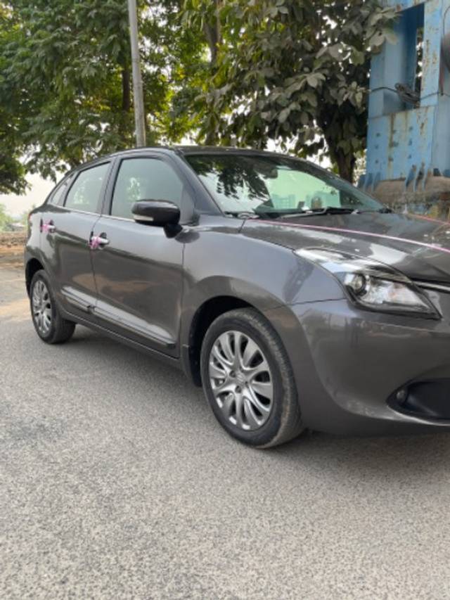 https://images10.gaadi.com/usedgaadi-sellcar/UsedCar/a963602b-fb0f-4636-b998-e0c12e675f70/25a6ec31-6638-4e45-bb84-1d283baa1323.jpeg?imwidth=6400