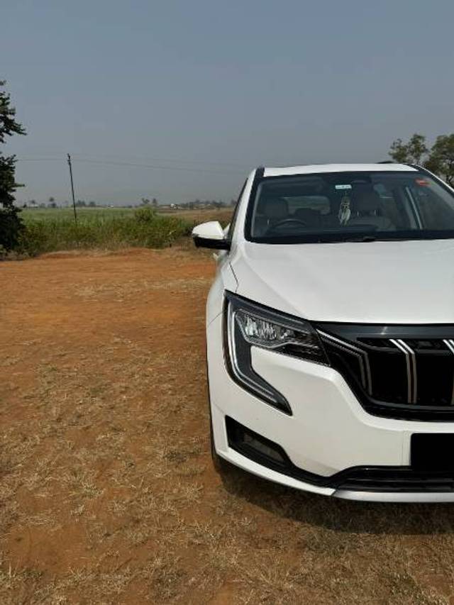 https://images10.gaadi.com/usedgaadi-sellcar/UsedCar/a967e8e0-c7c3-4f77-9041-cf3f6de97c3e/b8d957eb-2964-4e42-b171-a470b3c18be6.jpg?imwidth=6402