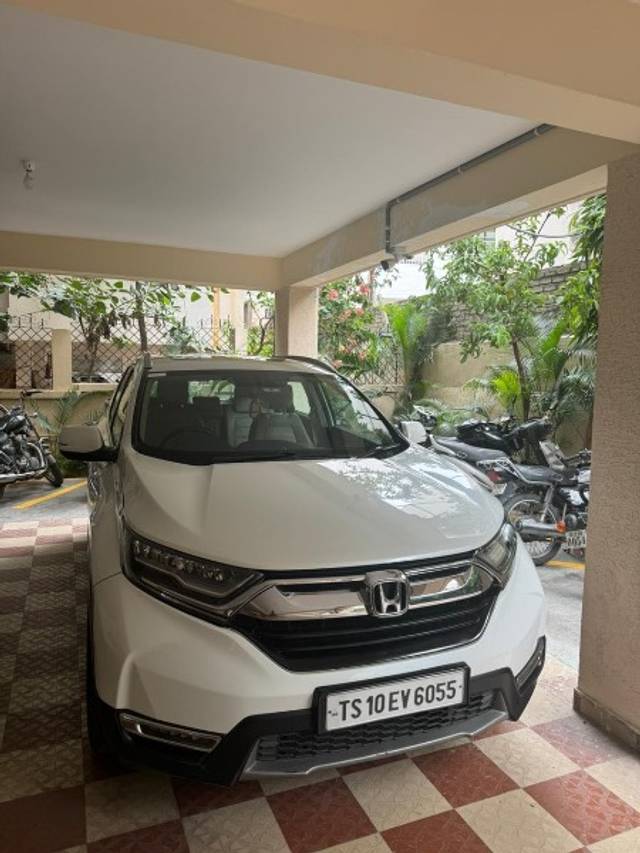 https://images10.gaadi.com/usedgaadi-sellcar/UsedCar/a981fec8-87bf-45dc-bc9c-bbb428c787eb/0dd1f45d-9afb-4ac8-a4d3-26f33b2ad39d.jpg?imwidth=6400