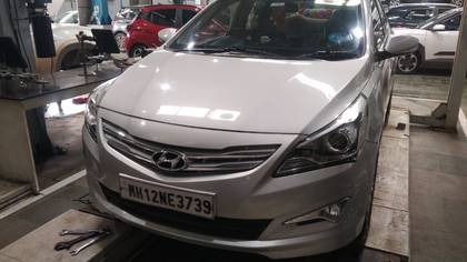 Hyundai Verna 1.6 SX VTVT