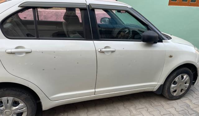 https://images10.gaadi.com/usedgaadi-sellcar/UsedCar/a9afa04b-1c45-4ffe-b061-85c65a868311/f01feb8e-f161-43d4-a5c8-e6201d19c1e0.jpeg?imwidth=6401