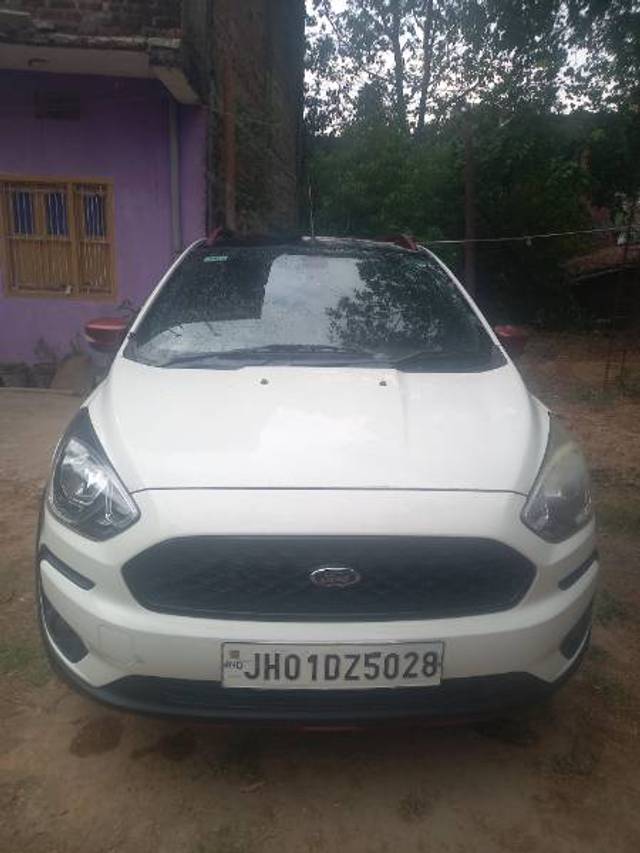 https://images10.gaadi.com/usedgaadi-sellcar/UsedCar/a9cccfee-4102-4e0e-9804-4f9843281b17/a3a9c828-c10e-42b3-97dc-6bbaed653095.jpg?imwidth=6400