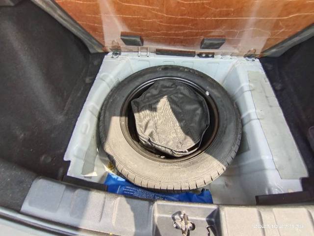 https://images10.gaadi.com/usedgaadi-sellcar/UsedCar/aa052b6a-e0fb-4e7b-bd2a-b36d9678340c/9aac74ee-d9ac-443f-86c6-1b9fc98a39ae.jpg?imwidth=6402