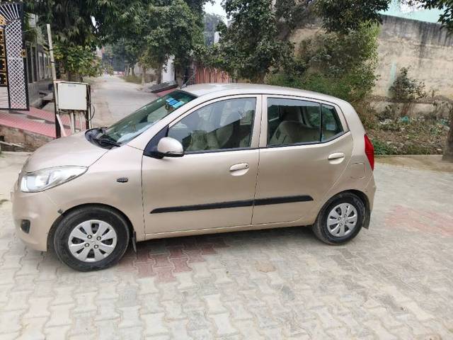 https://images10.gaadi.com/usedgaadi-sellcar/UsedCar/aa998f89-22b2-4335-aadd-8861dcb31504/b9becc92-f387-49bf-a090-3631f5393280.jpg?imwidth=6400