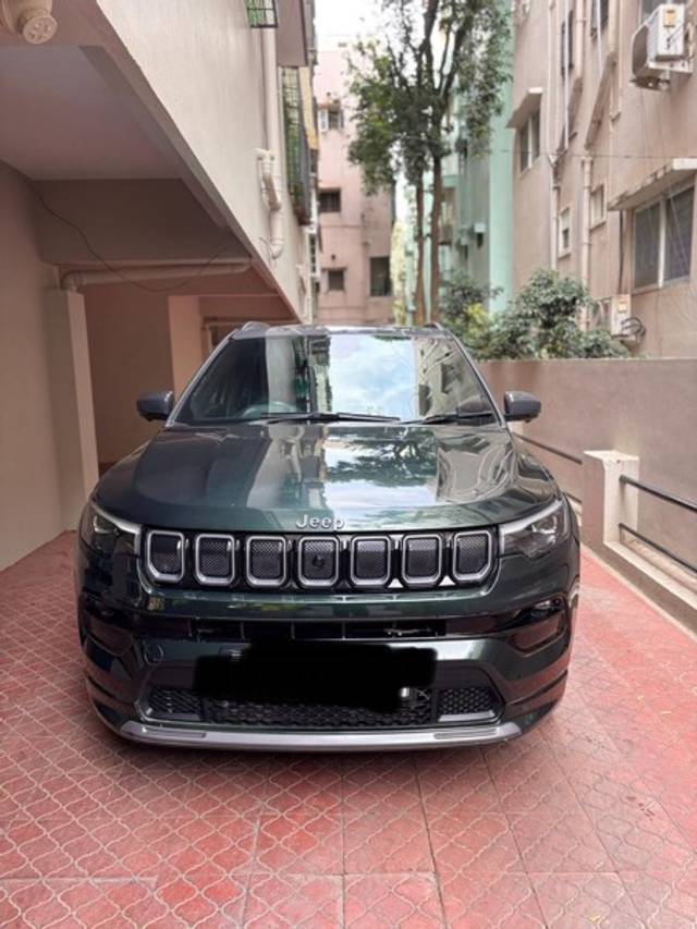 https://images10.gaadi.com/usedgaadi-sellcar/UsedCar/aaba9396-4a30-4b4a-806b-583afdc4e58e/feb3eb83-92b3-4b8b-ae6b-b112d870556d.jpeg?imwidth=6400