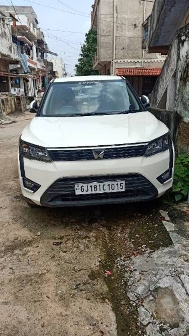 https://images10.gaadi.com/usedgaadi-sellcar/UsedCar/aadc2230-4be0-4501-9052-e34b50b9d3e0/95afb1ba-37e9-4f7c-b280-7f49c3fa0ec8.jpg?imwidth=6400