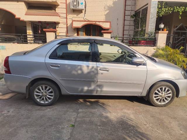 https://images10.gaadi.com/usedgaadi-sellcar/UsedCar/aadda368-67a1-4f0d-b1d1-bd87846ded13/90cf3b03-c7cb-4d54-a326-10c7e512a52b.jpeg?imwidth=6401