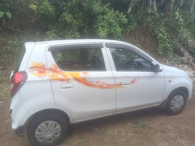 https://images10.gaadi.com/usedgaadi-sellcar/UsedCar/aae94c74-8ecd-47ff-8d78-250c50e3d90a/c814f056-ba32-4008-8275-61f17fb2e98a.jpg?imwidth=6401