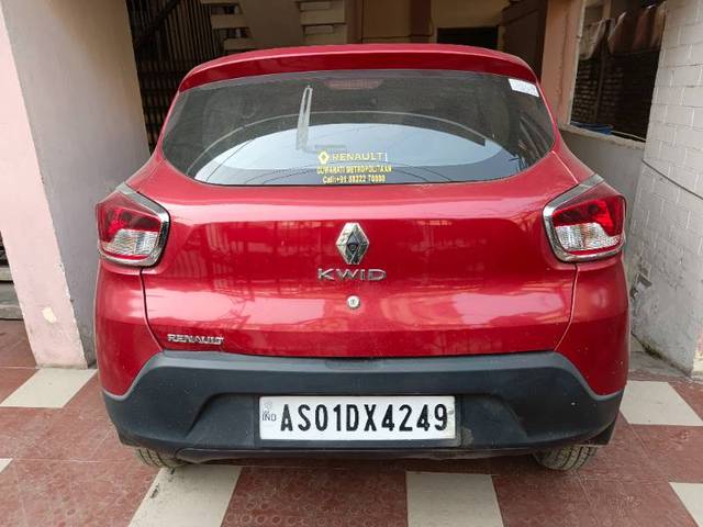 https://images10.gaadi.com/usedgaadi-sellcar/UsedCar/aaf32c91-20ea-43ad-b0c4-67413f46b4d1/cfb17e0d-7070-4b8b-9c9c-fdfa0247b868.jpg?imwidth=6402