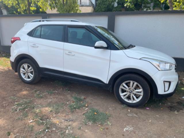 https://images10.gaadi.com/usedgaadi-sellcar/UsedCar/ab0bccd8-1464-4a06-a515-5822ba64103a/49da6148-e7dd-4111-9d35-af0a9cabbe82.jpeg?imwidth=6400