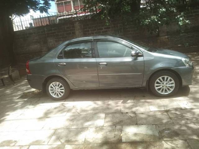 https://images10.gaadi.com/usedgaadi-sellcar/UsedCar/ab30493f-8442-4fb1-a9be-87d0c8868f17/936e2e68-dd21-48eb-ae2b-2bc7ed8cc586.jpeg?imwidth=6401