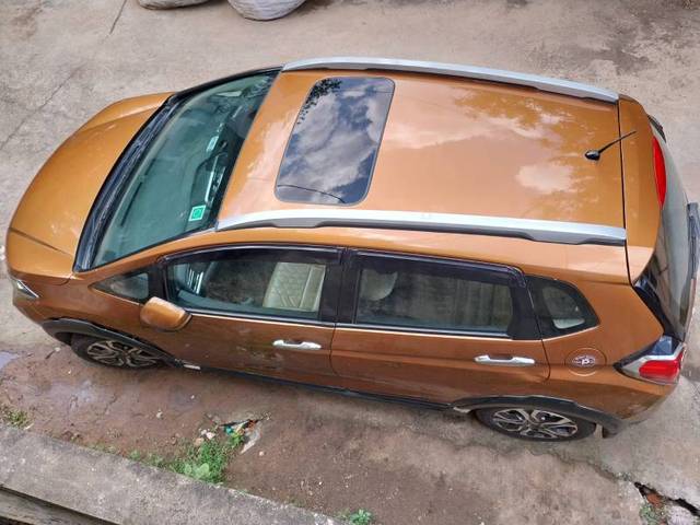 https://images10.gaadi.com/usedgaadi-sellcar/UsedCar/ab982993-ea30-44c7-bf3d-33f01b6ade31/7dbbf67b-a2a5-439d-a4ef-74c8a6df1ef6.jpg?imwidth=6400