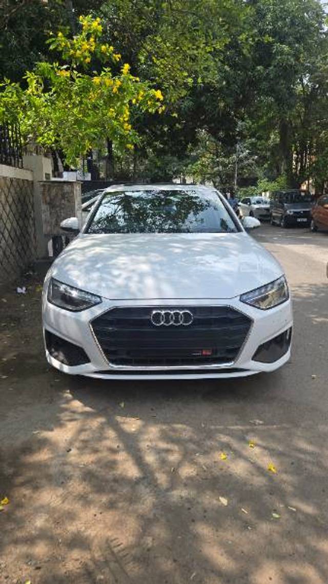 https://images10.gaadi.com/usedgaadi-sellcar/UsedCar/abb33871-c3e3-4eb5-bdb8-2c5e432f5c8c/b4a81d37-509e-4288-8e87-13f2846c0d10.jpg?imwidth=6400