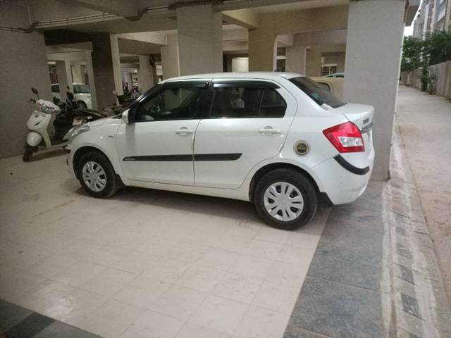 https://images10.gaadi.com/usedgaadi-sellcar/UsedCar/abd9acde-d489-4c29-868f-080ed21e3b02/ee5c8368-e412-4d61-814e-3aeaf0460441.jpg?imwidth=6402