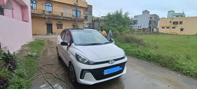 https://images10.gaadi.com/usedgaadi-sellcar/UsedCar/abea8d19-d575-42c2-9fb9-a150c62c6a6a/bd33fa71-3cc2-45f9-a3a0-e4c35e8117e4.jpg?imwidth=6400