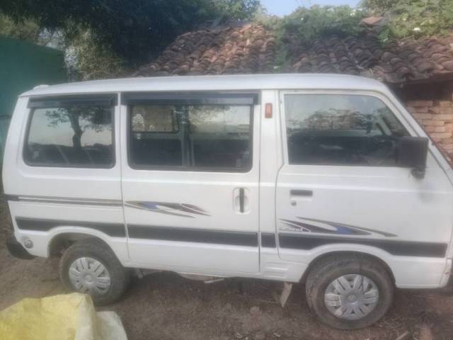 https://images10.gaadi.com/usedgaadi-sellcar/UsedCar/abf36505-c31d-4947-8763-476b1c0135db/d560980e-e226-4f4c-a262-59ad41302f57.jpg?imwidth=6401