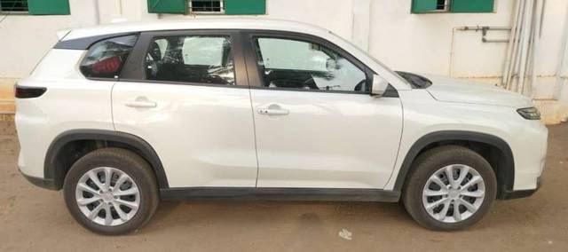 https://images10.gaadi.com/usedgaadi-sellcar/UsedCar/ac0de8d9-b6e7-4d16-b029-5daa7ed4b791/457e29e6-a067-443d-80b1-bda7cda89acc.jpg?imwidth=6401