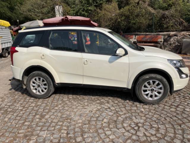 https://images10.gaadi.com/usedgaadi-sellcar/UsedCar/ac42ddd8-b204-4815-9e34-bf4f7cafb4af/17c07009-1c93-49b2-be99-7f94d7962f9a.jpeg?imwidth=6400