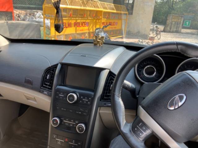 https://images10.gaadi.com/usedgaadi-sellcar/UsedCar/ac42ddd8-b204-4815-9e34-bf4f7cafb4af/30922d59-e83f-4dde-b975-f3be0a5fd0de.jpeg?imwidth=6402