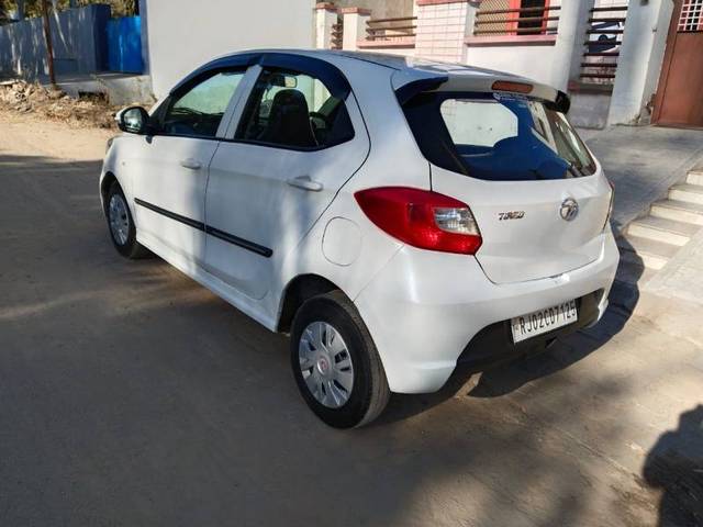 https://images10.gaadi.com/usedgaadi-sellcar/UsedCar/ac6a3fa5-a705-4355-99c9-cd2aedd40b29/88bc5b90-237f-4a74-b1d5-e0ad7b108ba8.jpg?imwidth=6402