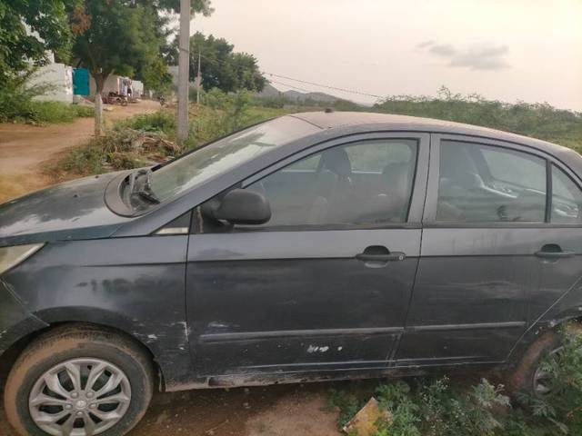 https://images10.gaadi.com/usedgaadi-sellcar/UsedCar/ac738a97-e93e-4ed9-b3f7-3b27a980c060/66cf31e4-a42e-4246-bcec-7eab2b5b296d.jpg?imwidth=6402