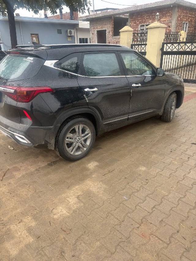 https://images10.gaadi.com/usedgaadi-sellcar/UsedCar/aca31a91-1f8e-462a-9667-5e683dfee444/0aa607a8-d27e-479d-8c84-27df658c8622.jpeg?imwidth=6401