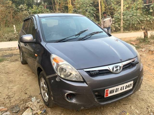 https://images10.gaadi.com/usedgaadi-sellcar/UsedCar/acca23bd-6064-45f0-a805-62e2c5c7043c/a85adf20-1254-42e8-a678-67f824a6cce0.jpeg?imwidth=6400