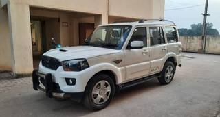 Mahindra Scorpio 2014-2022 Mahindra Scorpio S6 7 Seater