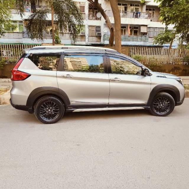 https://images10.gaadi.com/usedgaadi-sellcar/UsedCar/ad1e0a39-ba07-4d72-9f02-c1f49dfc4e06/f176c801-ff9b-498d-9bbc-a87ddb7ebc15.jpg?imwidth=6402