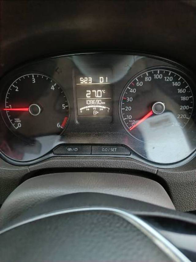 https://images10.gaadi.com/usedgaadi-sellcar/UsedCar/ad62cc83-73d7-4c01-b905-1e6cda30a41e/058d4dd1-1560-477e-8d1b-00107020d3c0.jpg?imwidth=6402